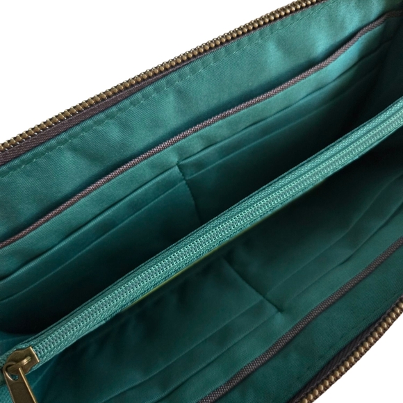 Travelon Safe ID quilted Blocking Brown Full Size Zip Clutch Wallet - Picture 4 of 5